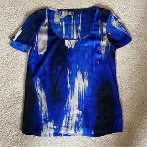 Banana Republic silk blue print work blouse stretch scoop neck